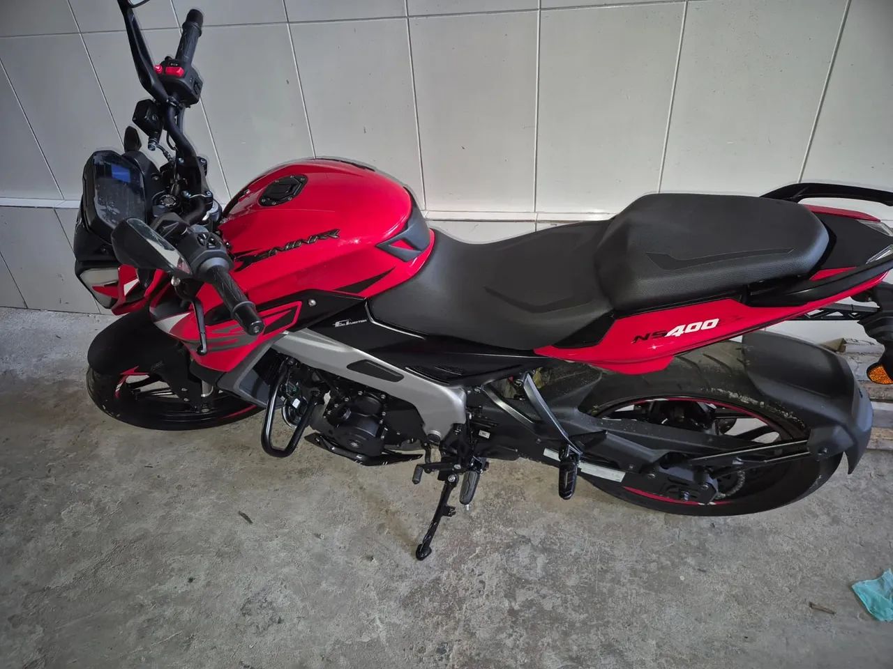 Dominar 400z. 