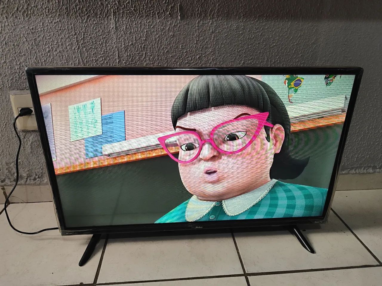 Tv SMART Philco Roku 32 polegadas funcionando  - Foto 4