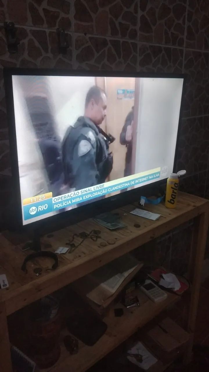 TV 32  - Foto 2