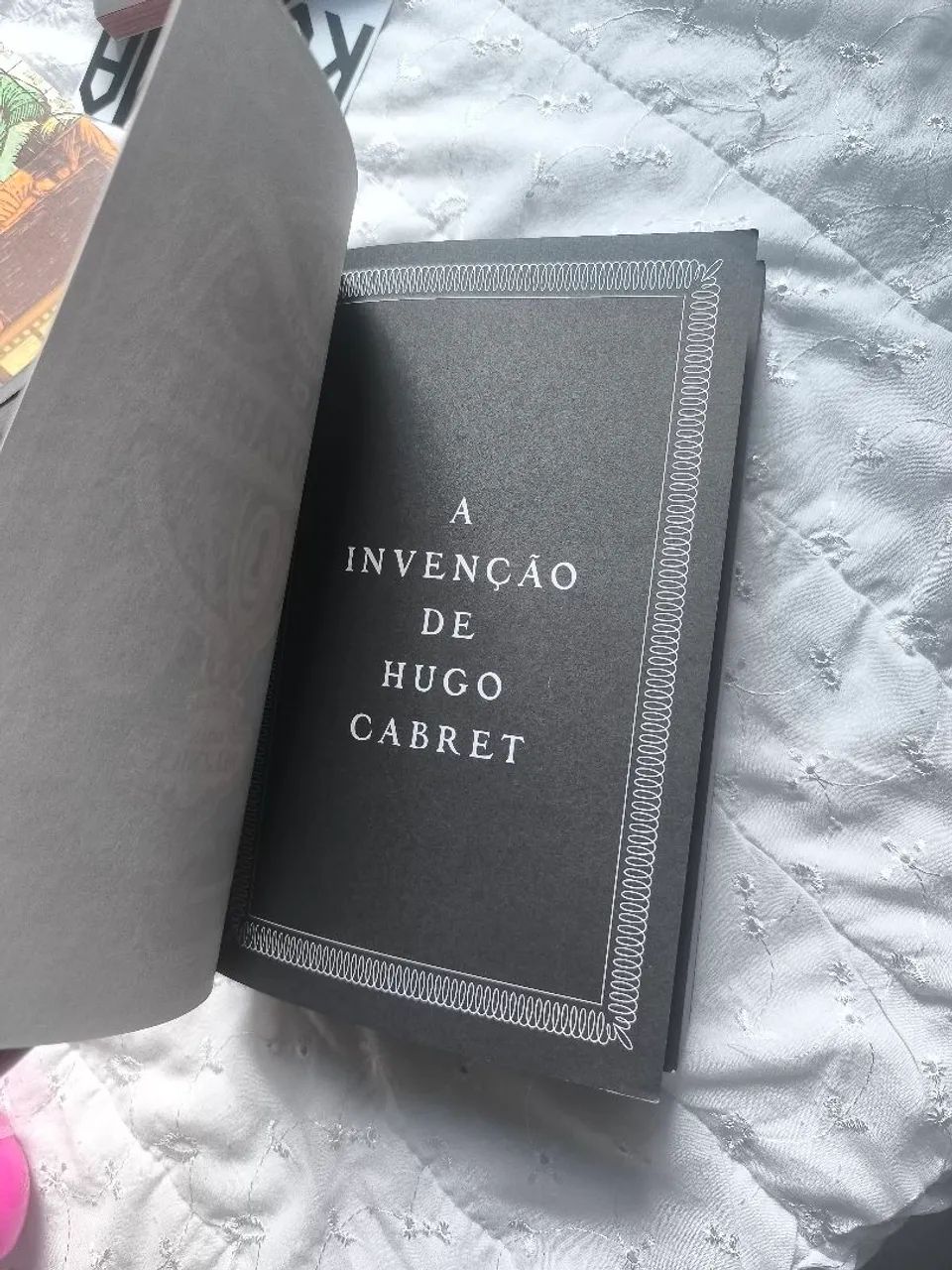 O livro "A invenção de Hugo Cabret" - Foto 3