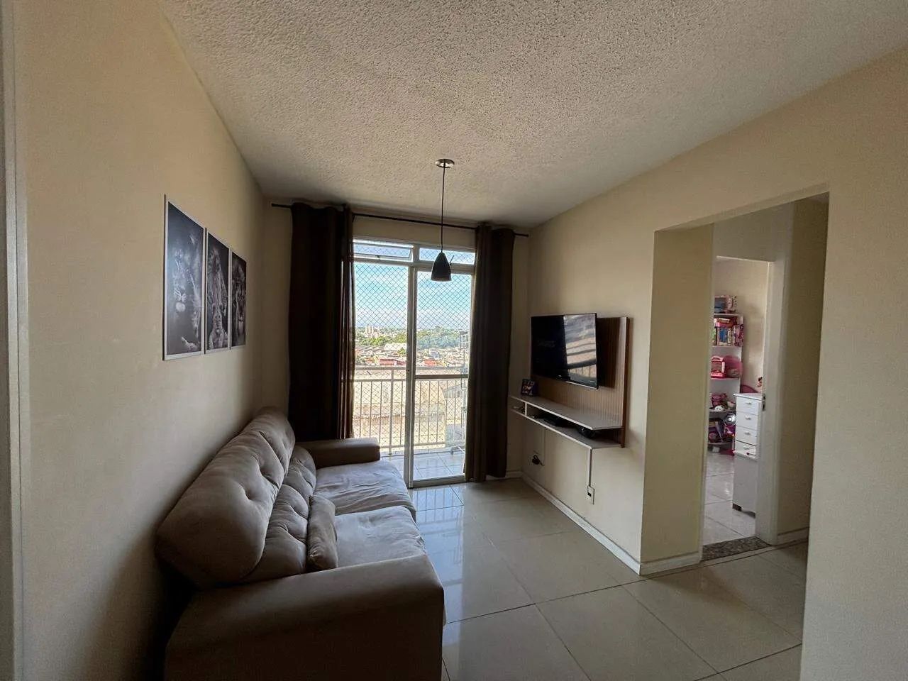 Apartamento à Venda - 2 Quartos com Suíte - Parada de Lucas