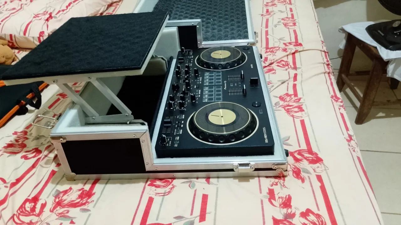 Controladora Pioneer ddj rev1Gold !!! - Foto 2