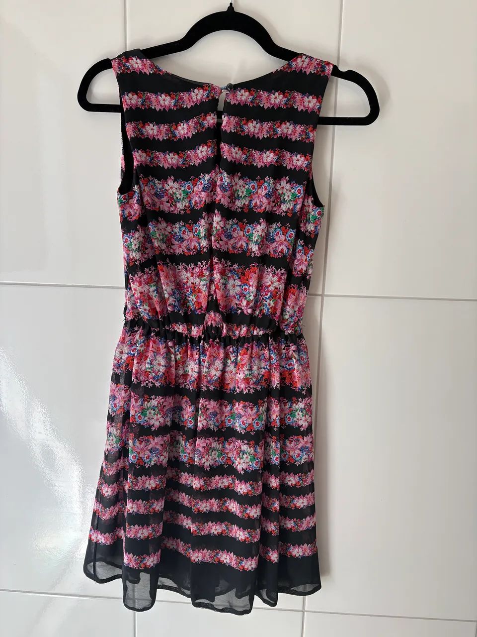 Vestido de festa florido - Foto 2