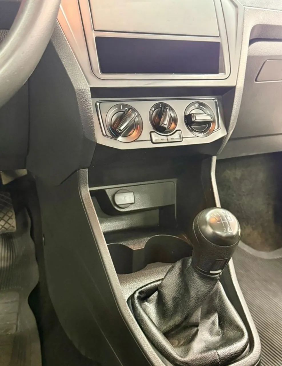 Volkswagen Saveiro Robust 1.6 Total Flex 8V 2022 - Foto 3