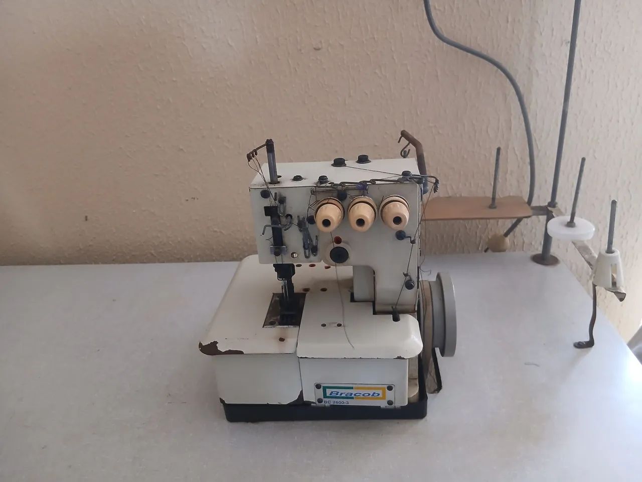 Máquina de costura 