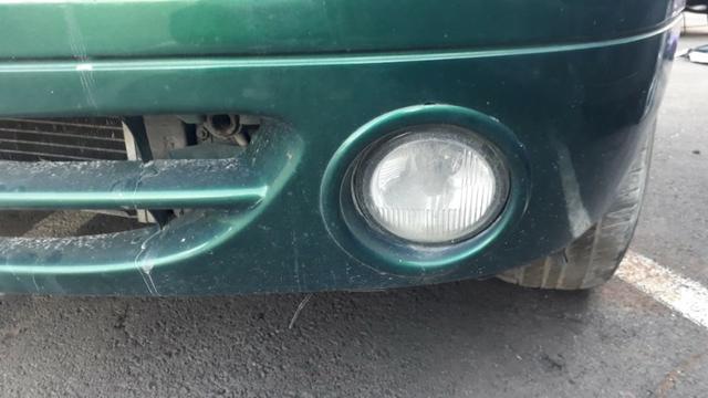 Moldura Farol de Milha Renault Clio L/E 2001