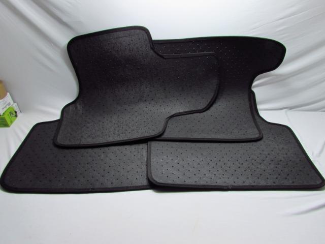 Jogo Tapete Carpete Kia Sportage 2011 A 2015 Preto - 4 Peças - Foto 6