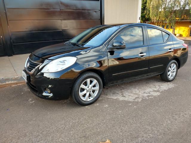 Versa 2012