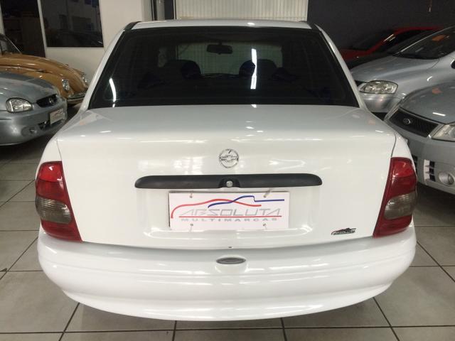 CORSA Classic 1.6 2003 c/ direção hidráulica - Foto 6