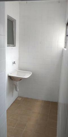 Apartamento 2 quartos no bairro Amaralina em Salvador - Foto 4