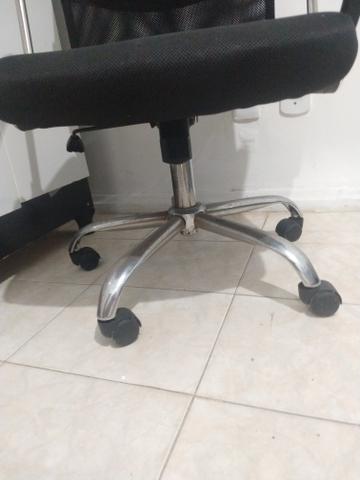 Cadeira de escritório - Foto 2