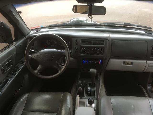 Vendo ou troco por saveiro .Pajero sport 2.8 turbo diesel 4wd - Foto 4