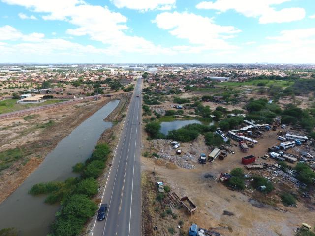 Terreno 20m x 50m, na BA-235, 1000 m² - Venda