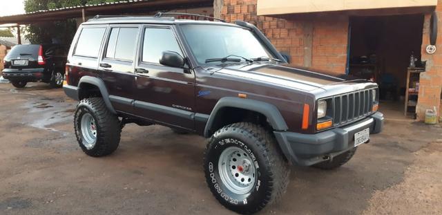 Cherokee Sport 98