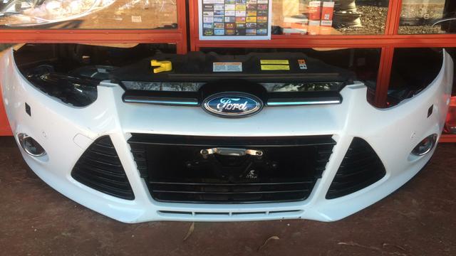 Para-choque dianteiro Ford focus titanium 2015