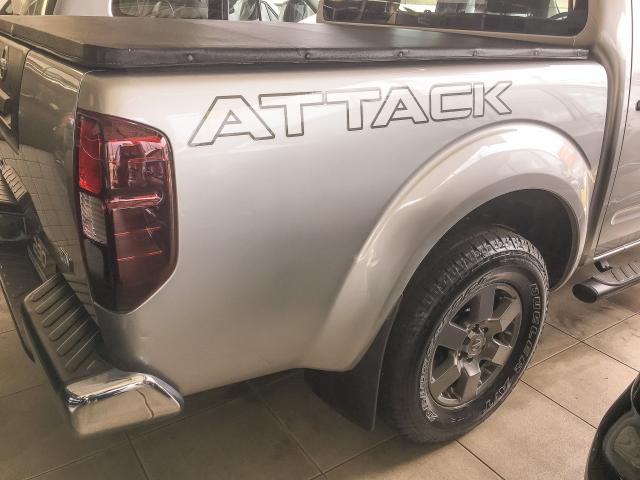 NISSAN FRONTIER 2016/2016 2.5 SV ATTACK 4X4 CD TURBO ELETRONIC DIESEL 4P AUTOMÁTICO - Foto 11