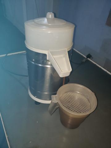 Extrator de suco profissional