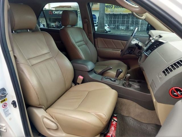 Hilux SW4 Srv Aut Diesel 7L 2012/2012 - Foto 11