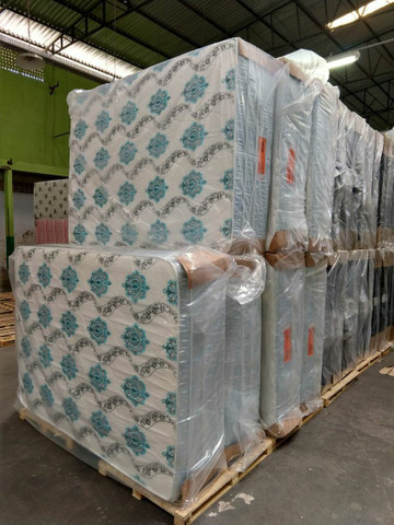 Cama box casal de Mola (frete grátis)