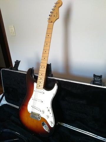 Guitarra Fender American Standard Stratocaster Sunburst - Foto 3