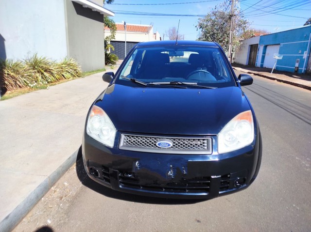 FIESTA 1.6 COMPLETO