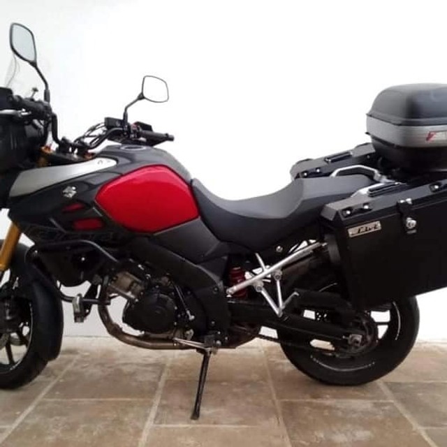 SUZUKI V STROM 1000