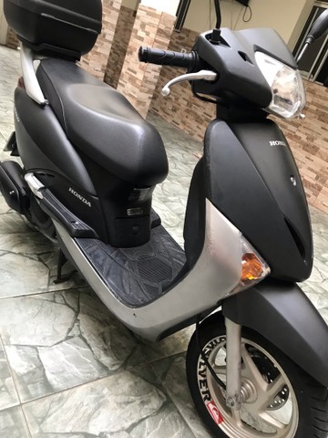 MOTO HONDA LEAD REVISADA EM DIA CHAVE RESERVA MANUAL
