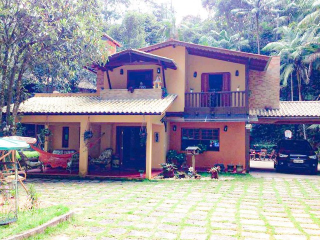 Casa de 320m² com quatro suítes, em excelente condomínio nas Montanhas Capixabas _ Dom. Ma - Foto 2