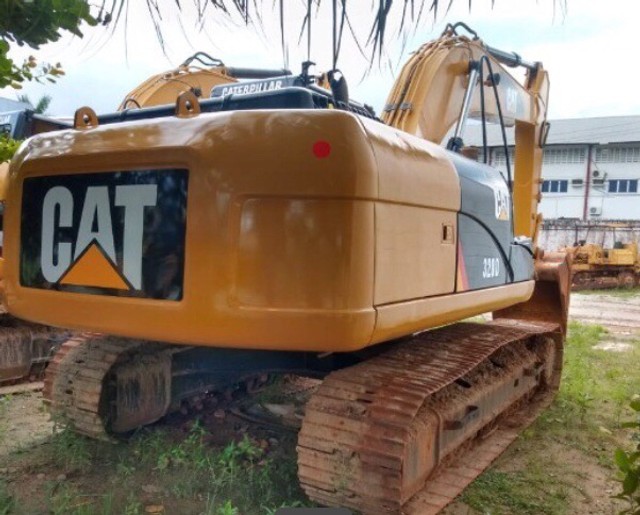 Escavadeira hidráulica CAT 320D Usada 