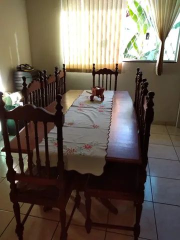Excelente conjunto de mesa com cadeiras e Arca. - Foto 3