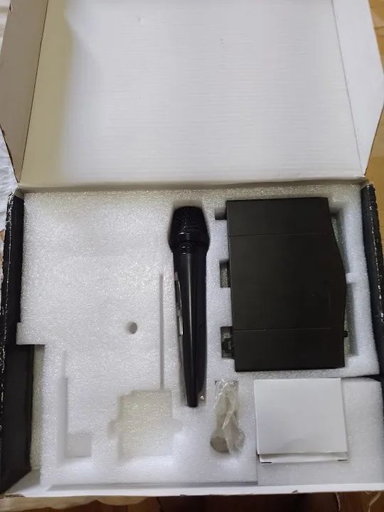 Microfone Sem Fio AKG Pw 45