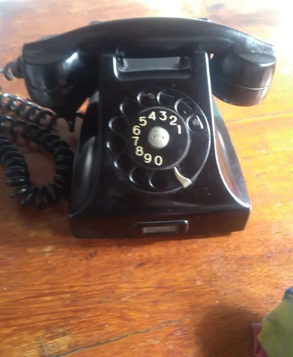 Telefone Antigo Preto em Baquelite Ericsson - Foto 2