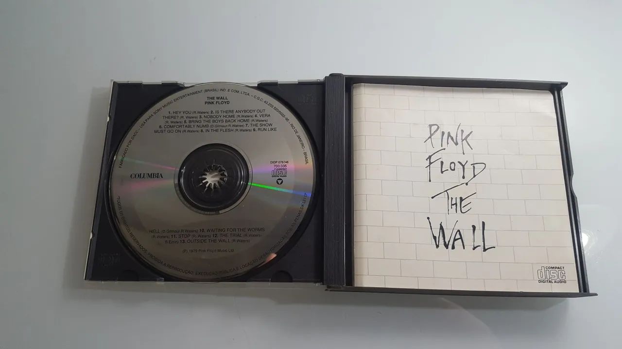 Pink Floyd CD Duplo original - Foto 2