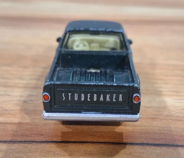 Johnny Lightning 1969 Studebaker Champ (Loose com detalhes*) - Foto 4