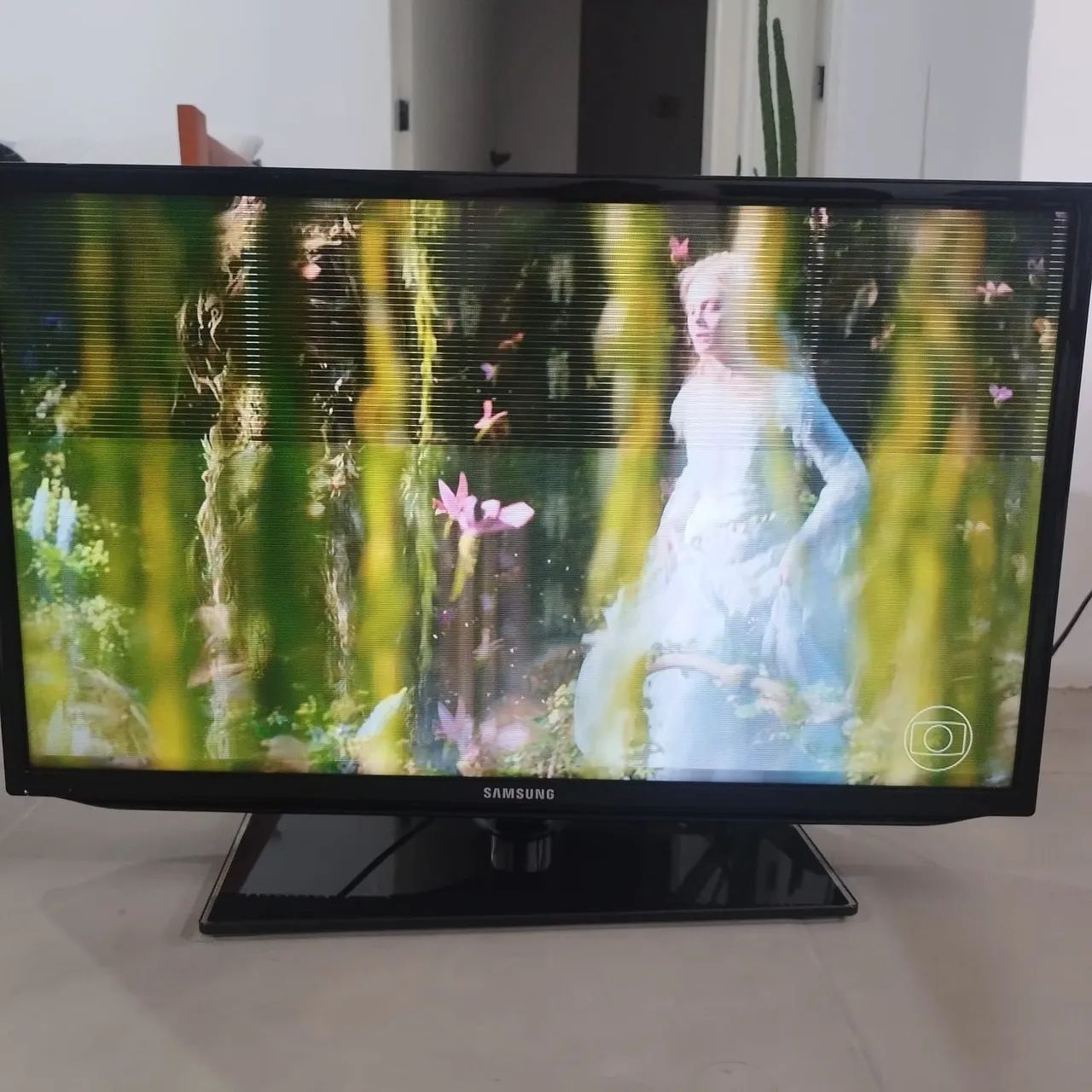 TV Samsung - Tela LCD - 32 polegadas