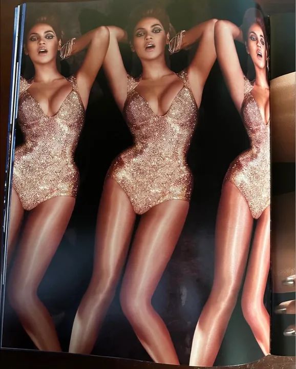 Beyoncé - I am Tour Book - Foto 3