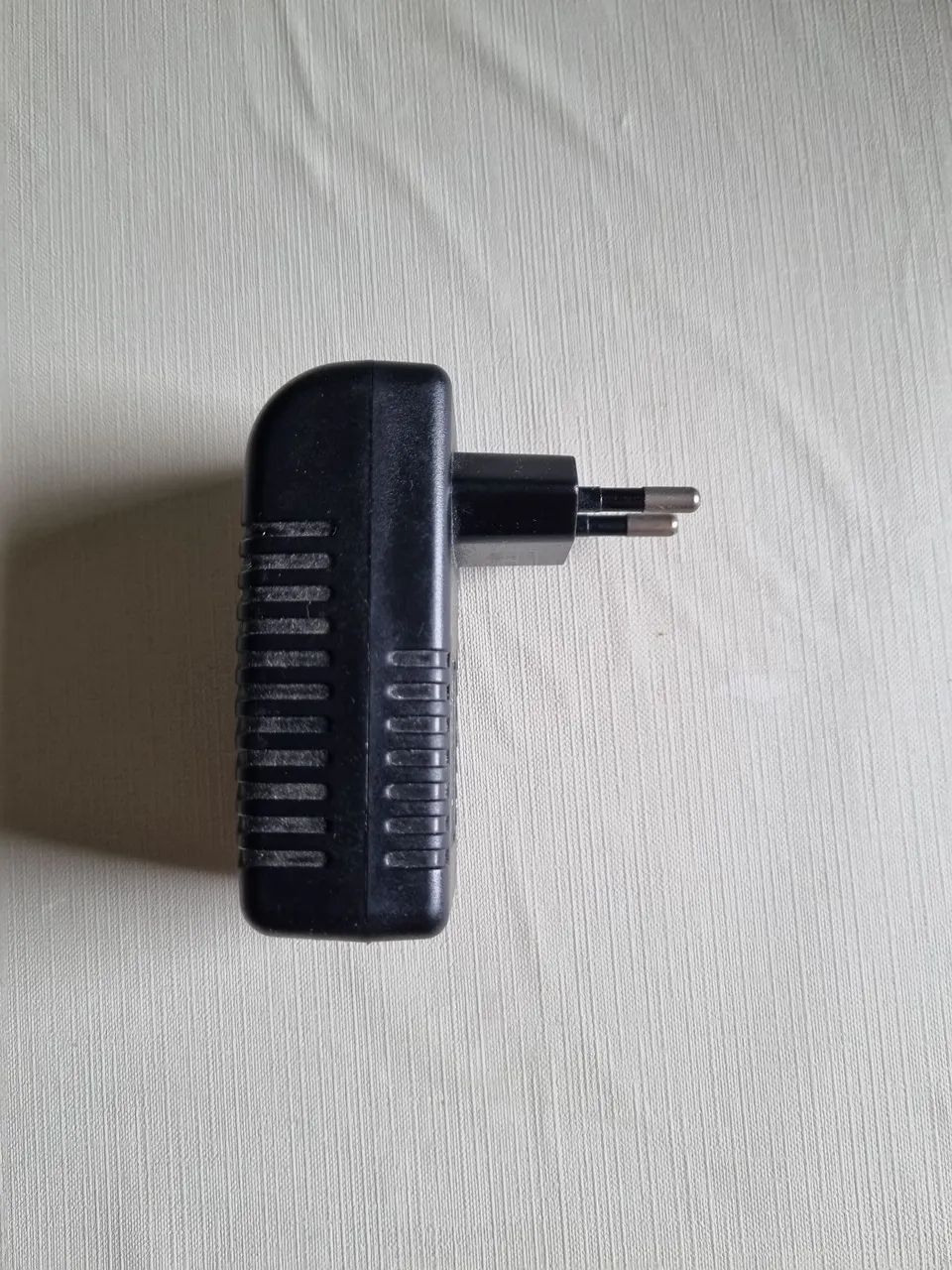 60 UND. Adaptador POE 48V