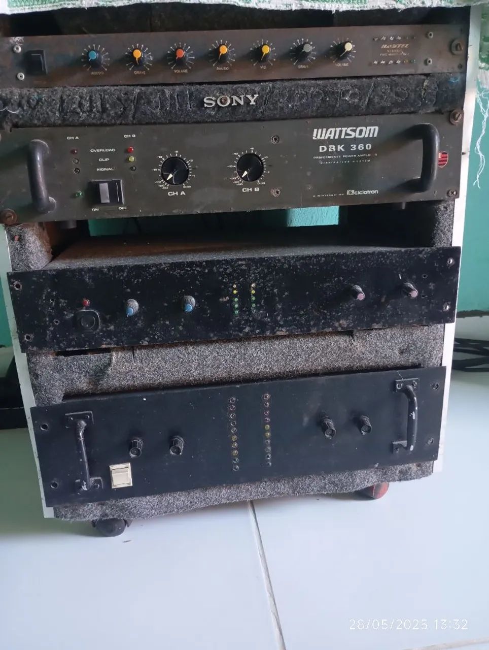 Rack de Som Profissional Completo - Wattsom Sony - Aparelhos de Som ...