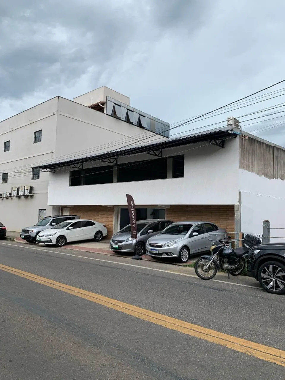 Aluguel de Salão para academia ou depósito 400m² Jones Santos Neves e Linha Vermelha