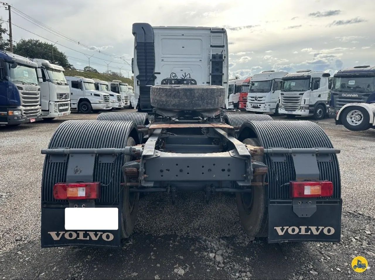 VOLVO FH-440 6X2<br>2009/2009<br>TETO BAIXO<br>MANUAL - Foto 7