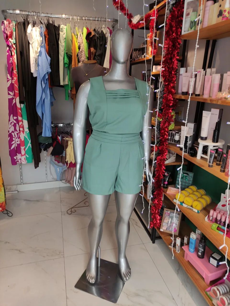 Manequim plus size - Foto 2