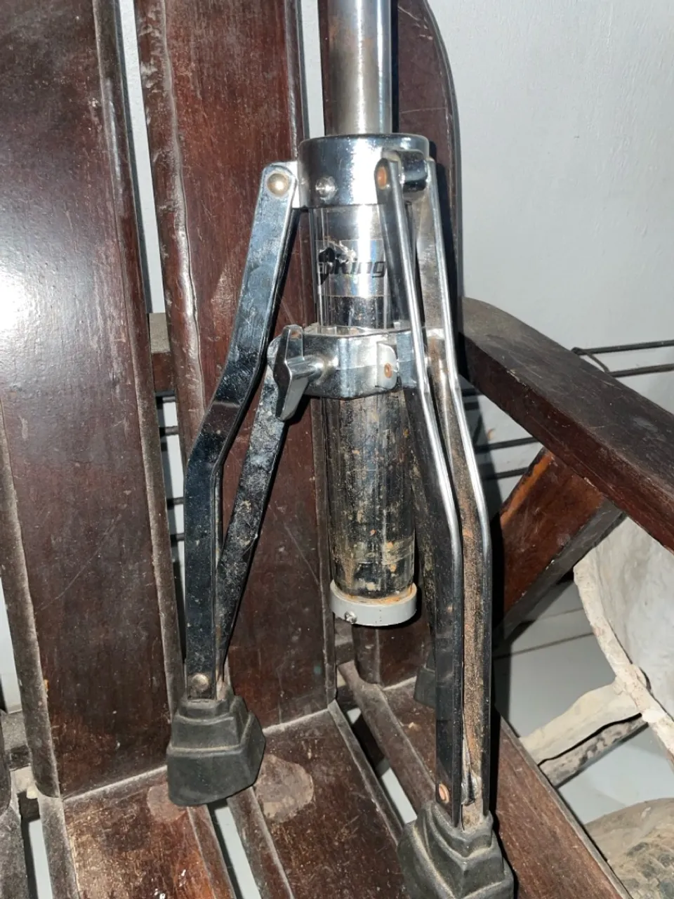 Banco pra bateria com lombar