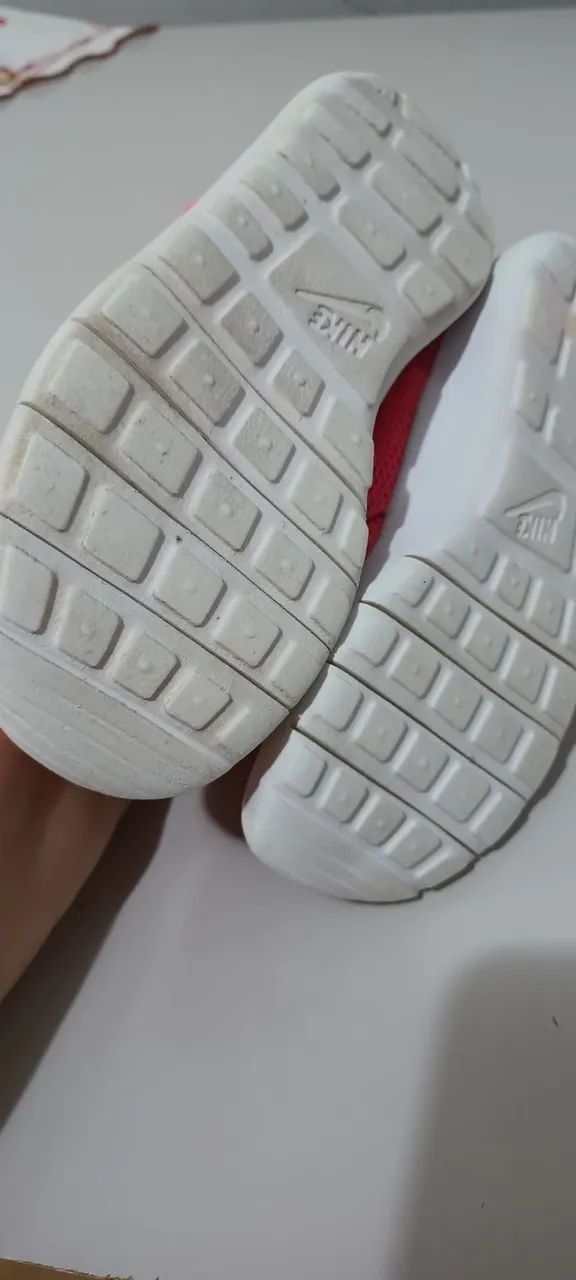 Tênis Nike infantil rosa  - Foto 3