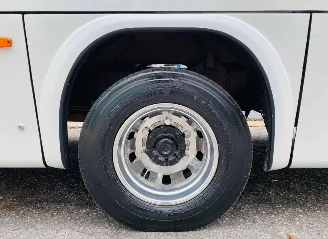 Micro Ônibus Marcopolo MB Sênior Com WC - Ano 2015 - Foto 8