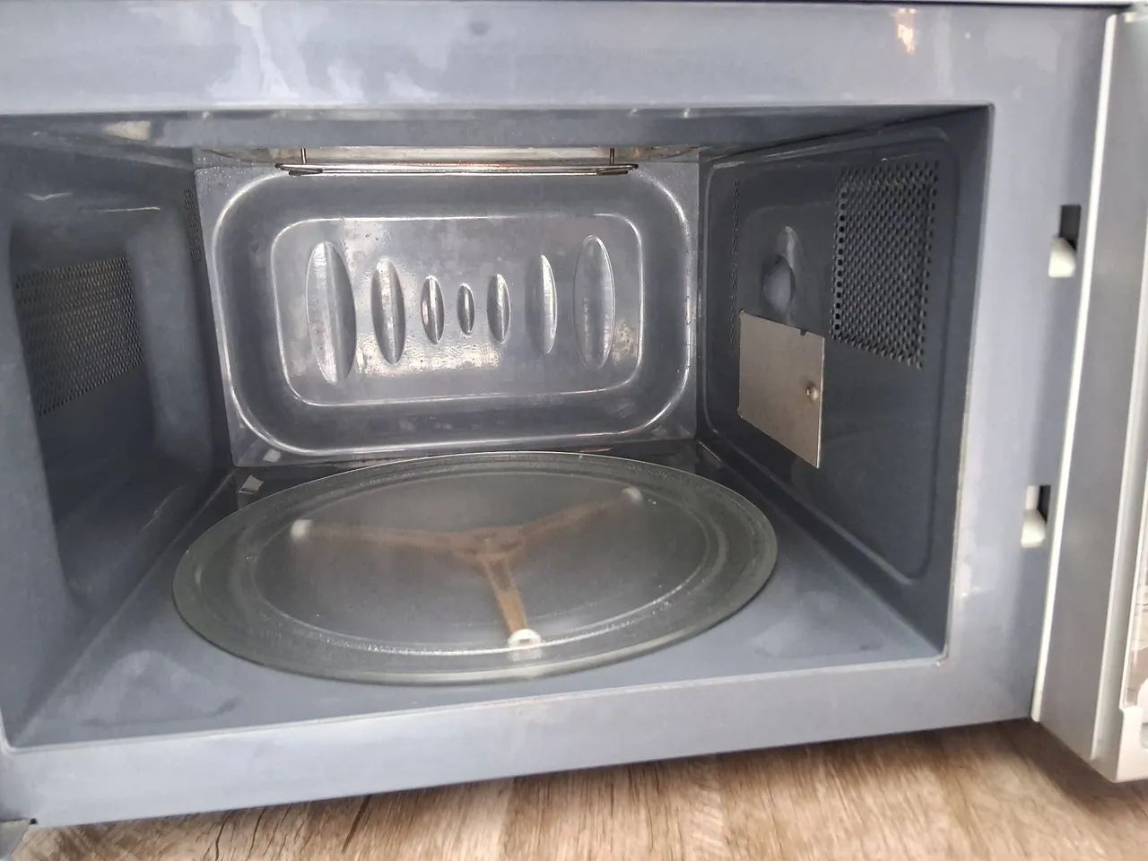 Micro-ondas USADOS com GARANTIA WANEL VILLE II - Foto 6