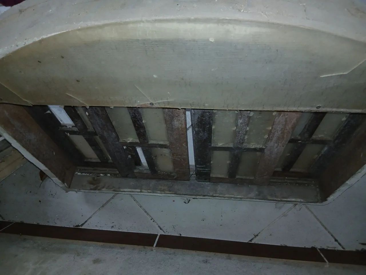 Janela de madeira64850233913603122