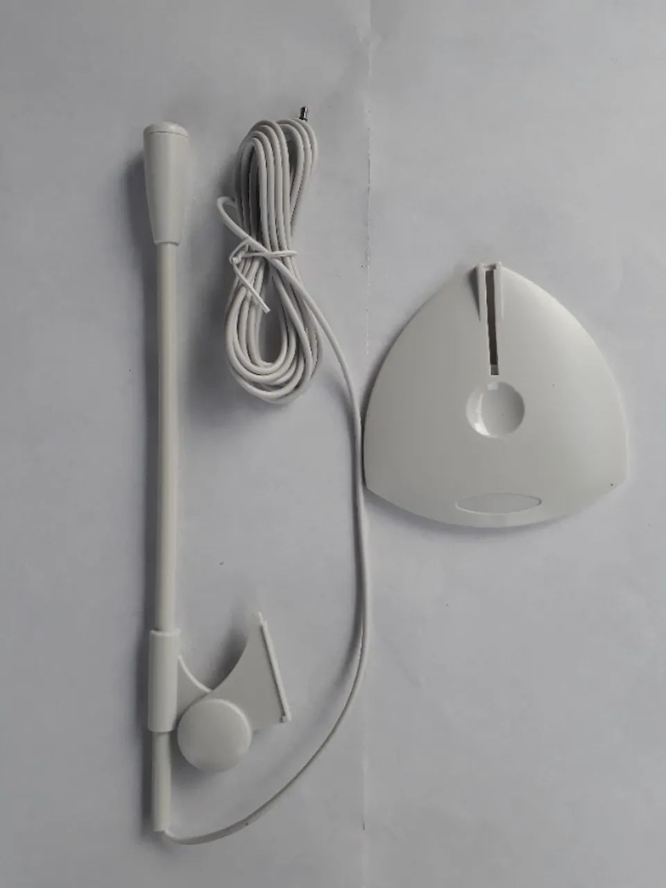 microfone de haste pc antigo novo - branco k18 - Foto 4