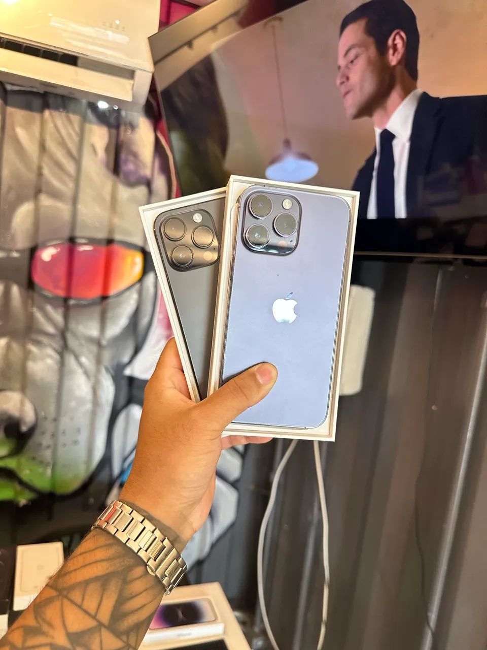 ? IPhone 14 pro max 128GB Preto e roxo seminovo ?