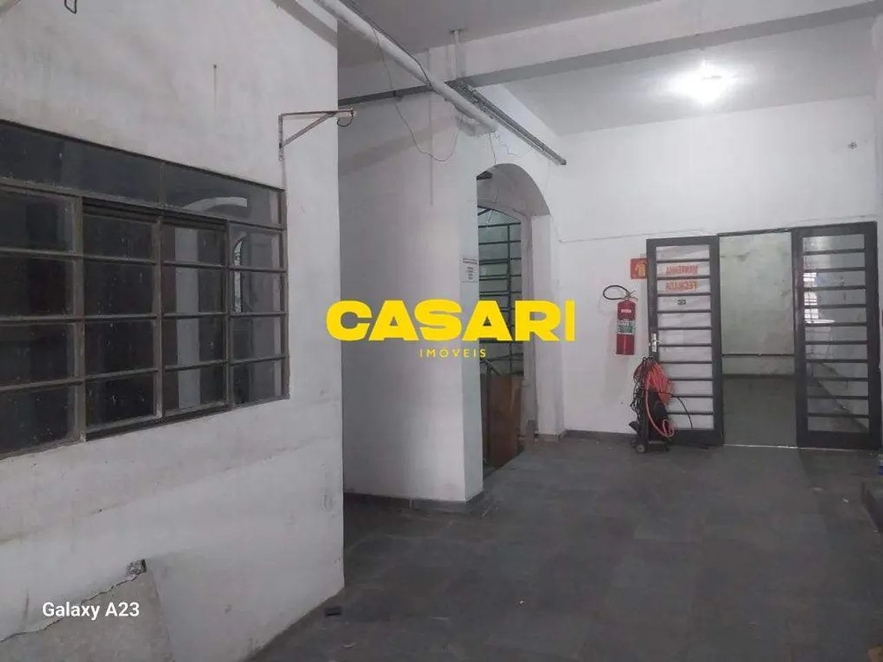 Salão para alugar, 234 m² - Vila Scarpelli - Santo André/SP - Foto 4