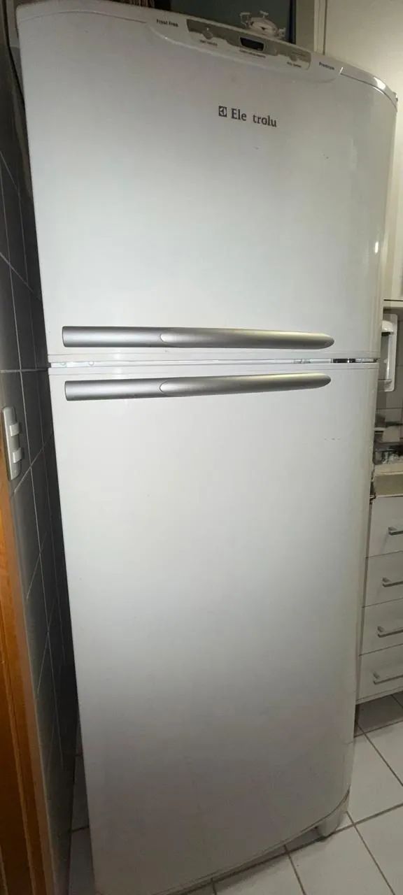 Geladeira Electrolux DF41 Branca